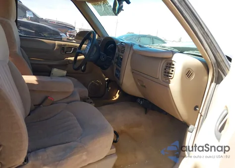 1998 Chevrolet S-10 Ls Fleetside z USA, uszkodzony, nr VIN 1GCCS1943W8238745